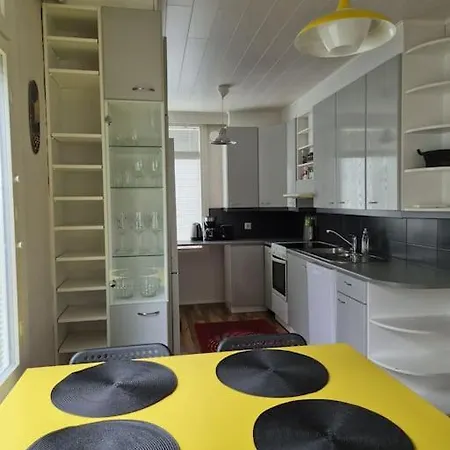 Villa Omakotitalo Sairaalan Laehellae Kokkola (Karleby)