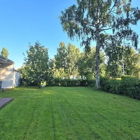 Omakotitalo Sairaalan Laehellae * Kokkola (Karleby)